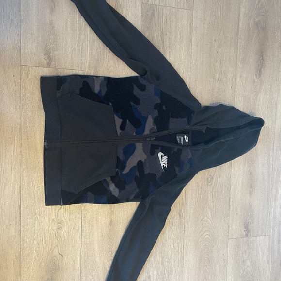 Boy Nike Camo Fleece Jacket with hood - Picture 2 of 4